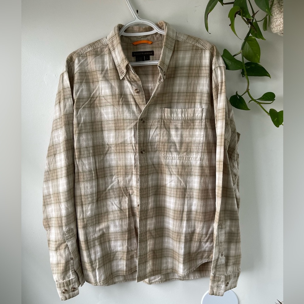 90’s plaid button down - Picture 4 of 4